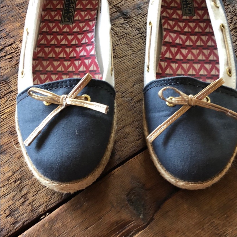 DONATED!! Blue & white Sperry Top-Siders w/gold - Picture 6 of 7